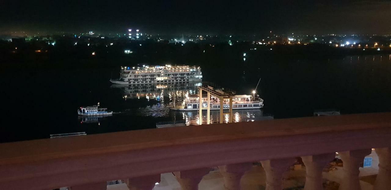 Maadi, Direct Nile river View From all Rooms Il Il Cairo Esterno foto